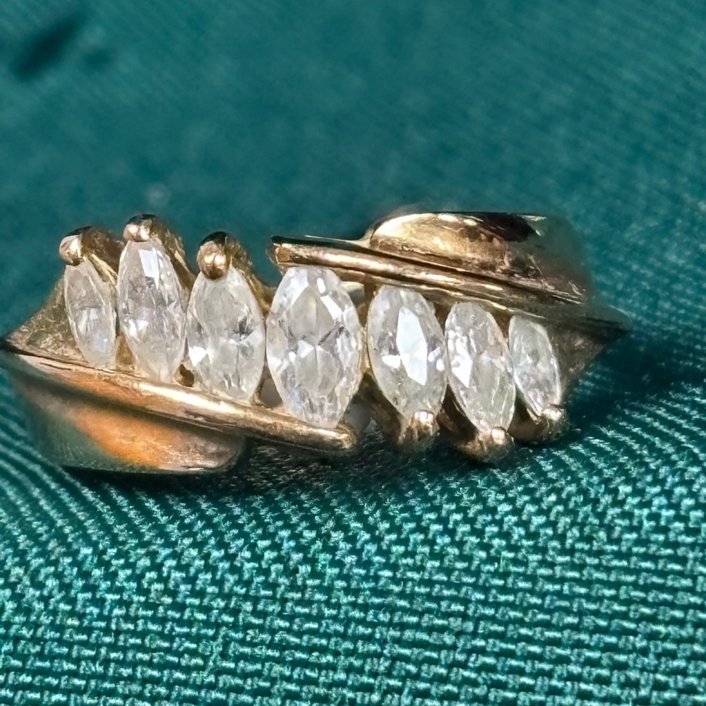 Elegant 18k electroplated Gold and Silver Women's Ring.